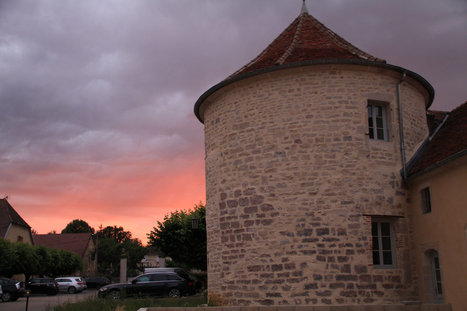 Château Le Florilège Ensemble, nous refaisons l'histoire Château Le Florilège Ensemble, nous refaisons l'histoire